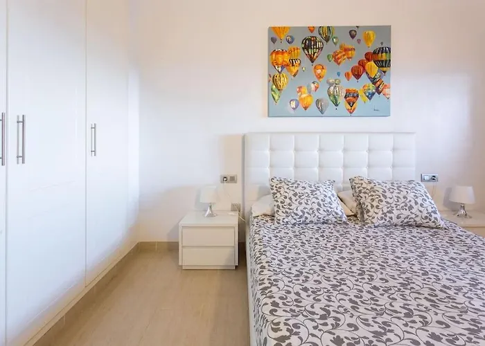 Prachtig Luxe Met Zeezicht 圣米格尔德阿沃纳